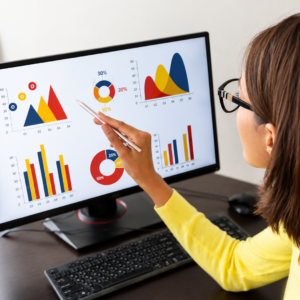Licdo. César Alejandro Ferrer - Curso gratuito de Análisis de Datos con ChatGPT desde cero en EduInnova360
